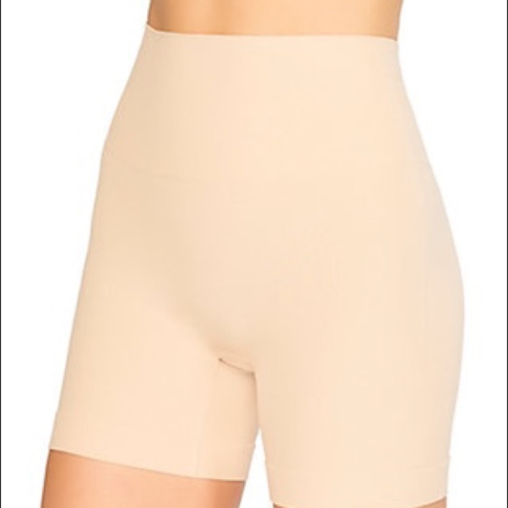 Star by Spanx